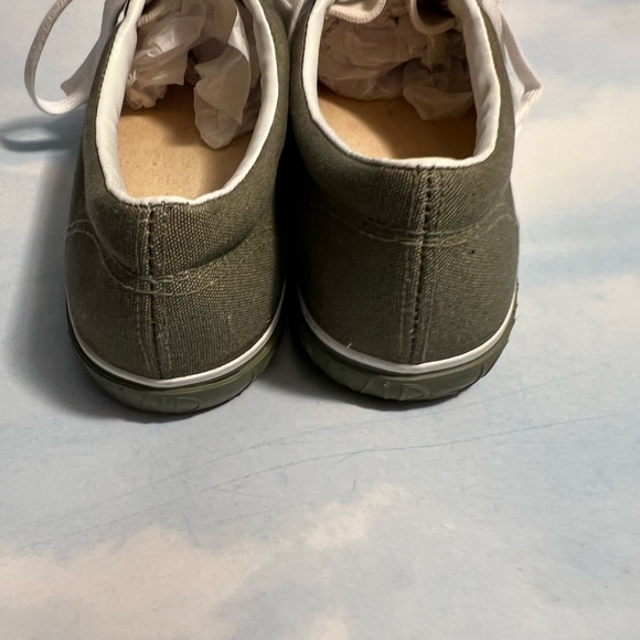 Joan&david womans sneaker - Picture 11 of 13